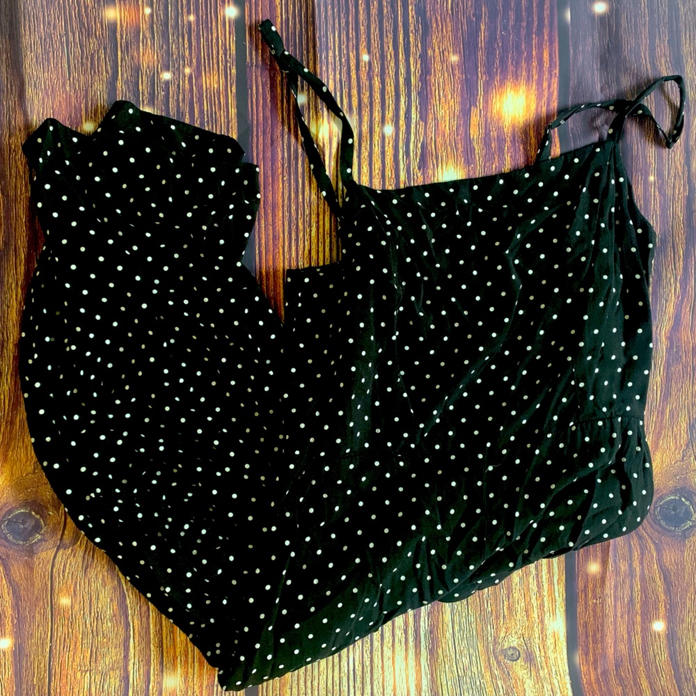 Polkadot jumpsuit with pockets!